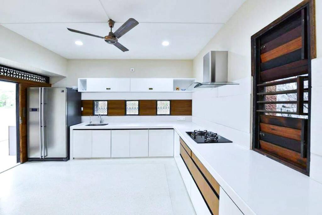 Vacation Villa-Devraj Residency - Bhuj, Kutch Экстерьер фото